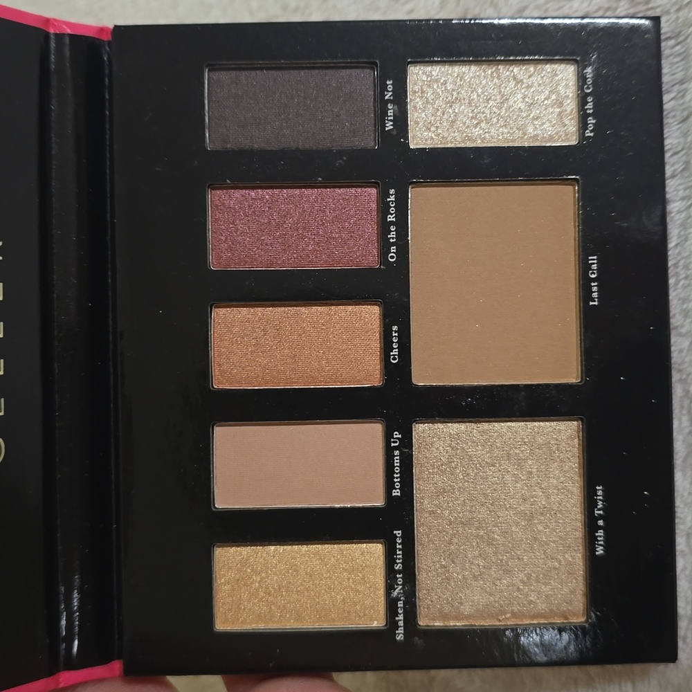 LAURA GELLER Party in a Palette. Girl's Night In, Black Tie Gala, Cocktail Hour - Picture 10 of 10